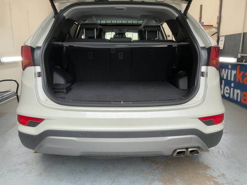 Hyundai Santa Fe 2.2 CRDi Platin 4WD 2017 – снимка 15
