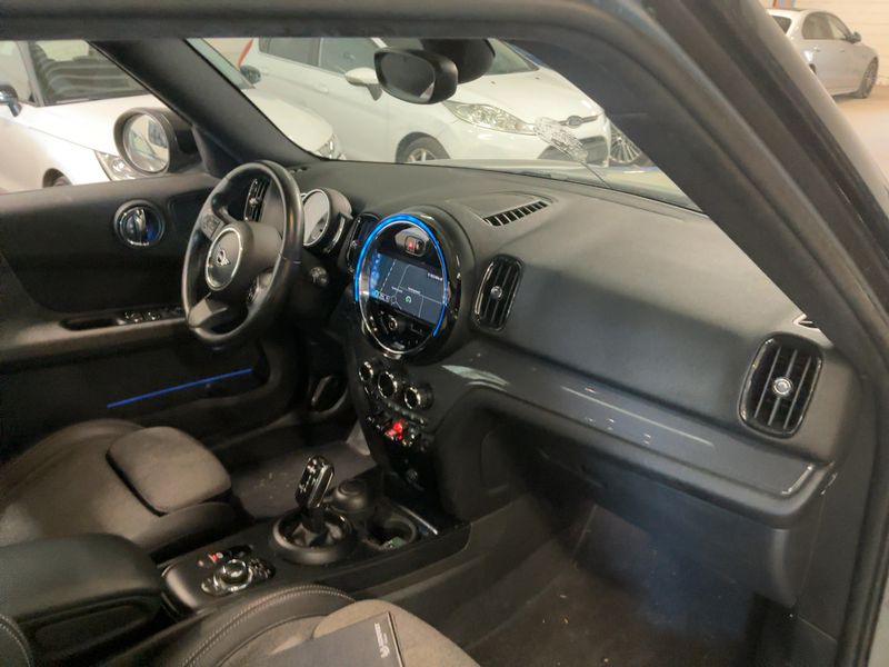 MINI Countryman Cooper D ALL4 Trim 2021 – снимка 17
