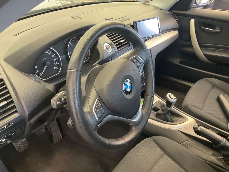 BMW 1er 118d 2012 – снимка 31