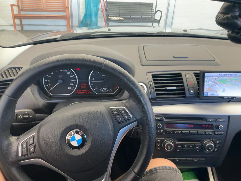 BMW 1er 118d 2012 – снимка 17