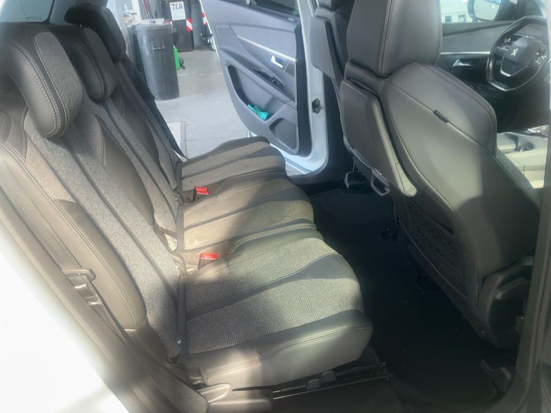 Peugeot 5008 1.5 Blue-HDi Allure 2019 – снимка 19