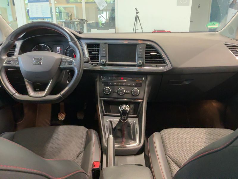 Seat Leon 2.0 TDI FR 2015 – снимка 17