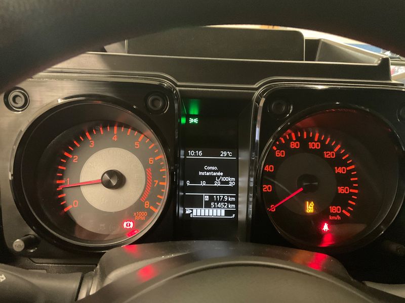 Suzuki Jimny 1.5 Comfort Allgrip NFZ 2022 – снимка 18