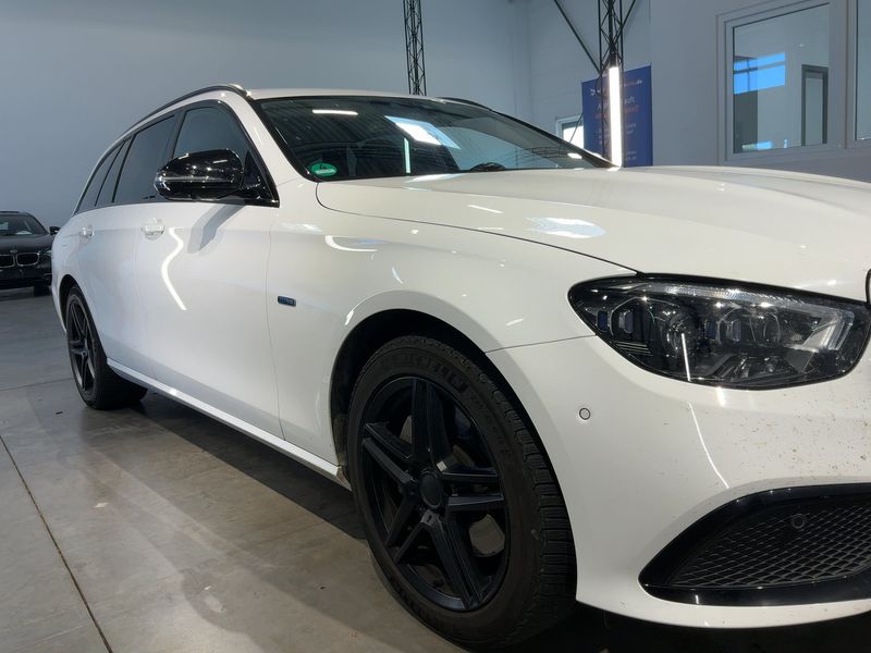 Mercedes-Benz E-Klasse E 300e T Avantgarde 2021 – снимка 12