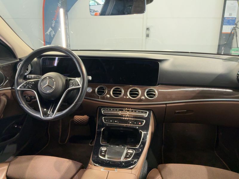 Mercedes-Benz E-Klasse E 300e T Avantgarde 2021 – снимка 18