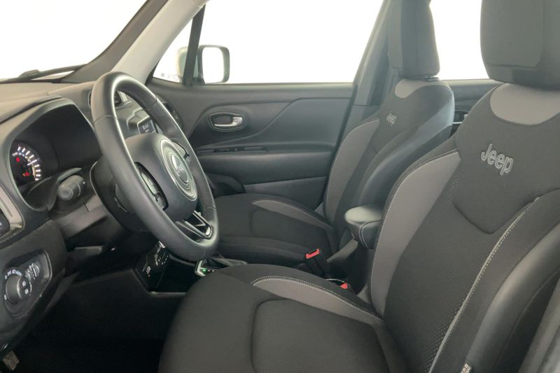 Jeep Renegade 1.3 T4 4xe Plug-in Hybrid 80th Anniversary 2022 – снимка 16