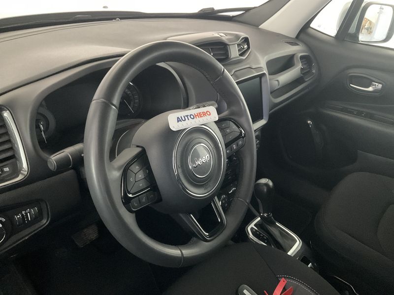 Jeep Renegade 1.3 T4 4xe Plug-in Hybrid 80th Anniversary 2022 – снимка 24