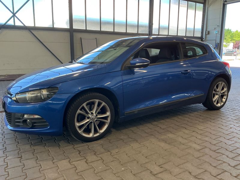 Volkswagen Scirocco 2.0 TSI 2009 – снимка 1