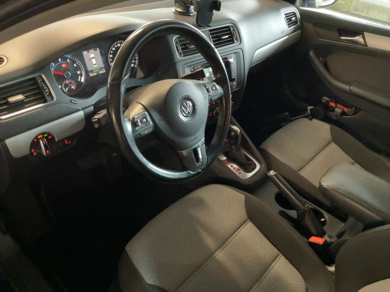 Volkswagen Jetta 1.4 TSI Hybrid Highline 2013 – снимка 17