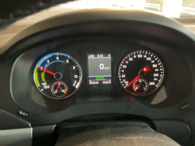 Volkswagen Jetta 1.4 TSI Hybrid Highline 2013 – снимка 18
