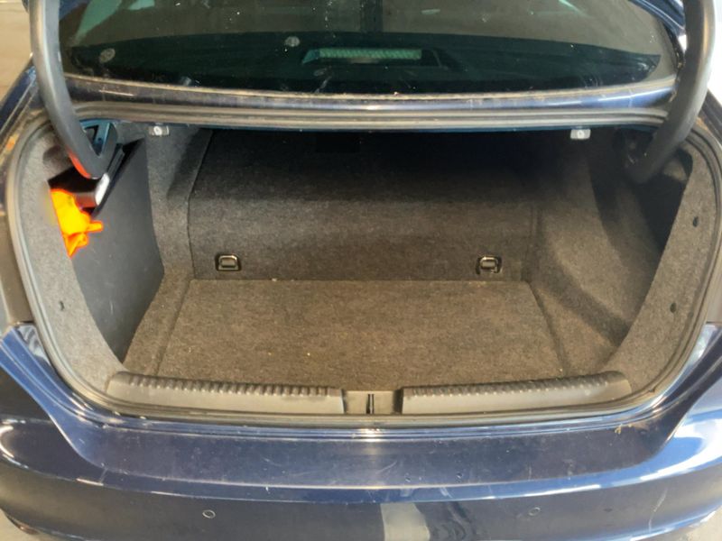 Volkswagen Jetta 1.4 TSI Hybrid Highline 2013 – снимка 15