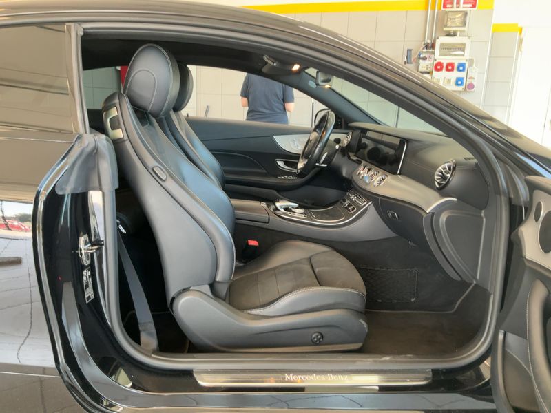 Mercedes-Benz E-Klasse E 220 d 4Matic Premium 2020 – снимка 16