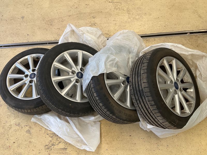 Ford B-Max 1.6 TDCi Titanium 2015 – снимка 15
