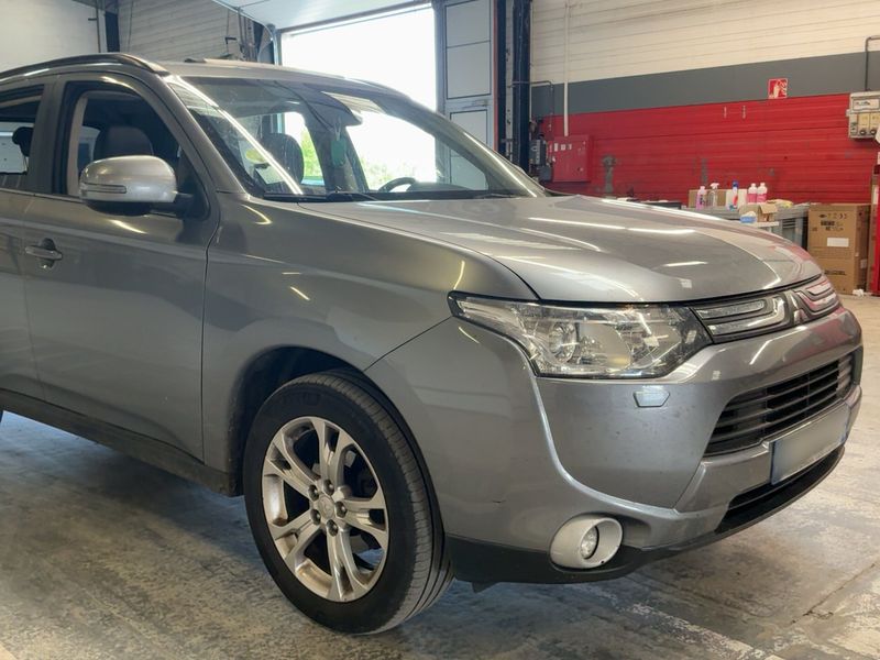 Mitsubishi Outlander 2.2 DI-D Instyle ClearTec 4WD 2013 – снимка 12