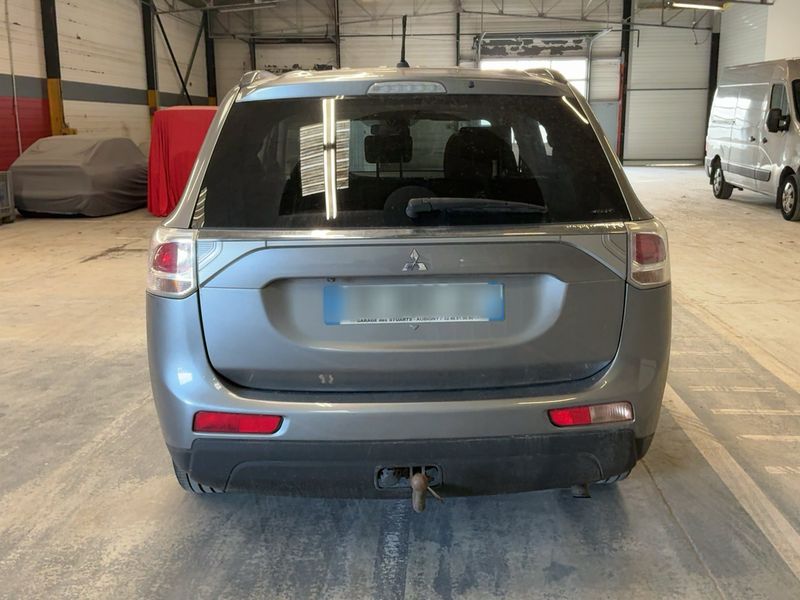 Mitsubishi Outlander 2.2 DI-D Instyle ClearTec 4WD 2013 – снимка 7