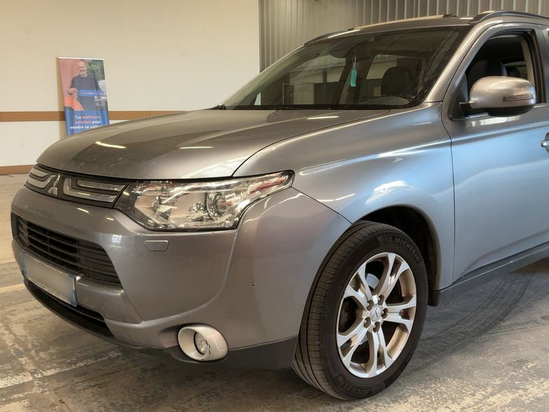 Mitsubishi Outlander 2.2 DI-D Instyle ClearTec 4WD 2013 – снимка 2