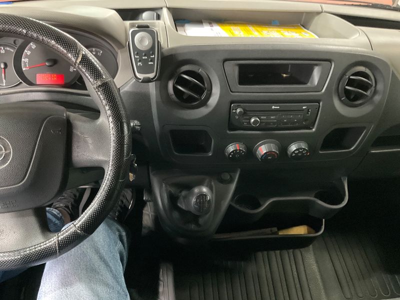 Opel Movano 2.3 CDTI HKa L2H2 3,3t 2013 – снимка 17