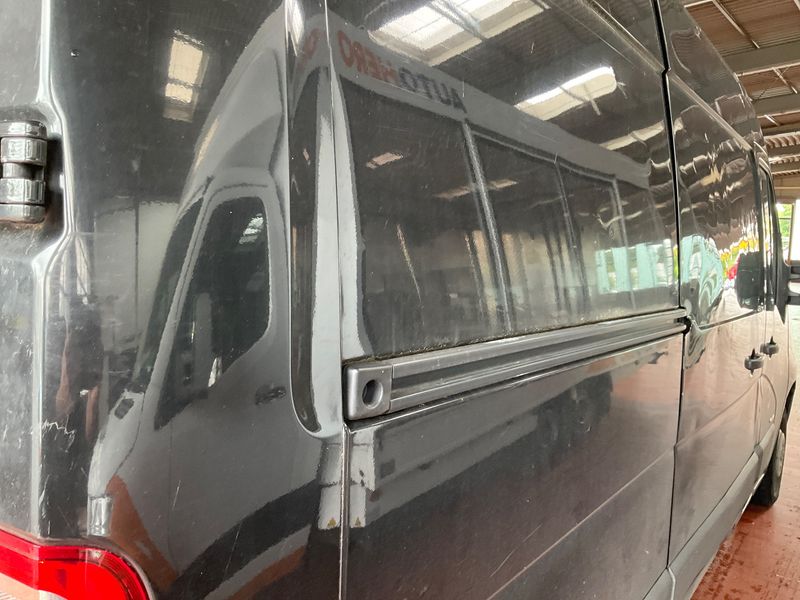 Opel Movano 2.3 CDTI HKa L2H2 3,3t 2013 – снимка 23