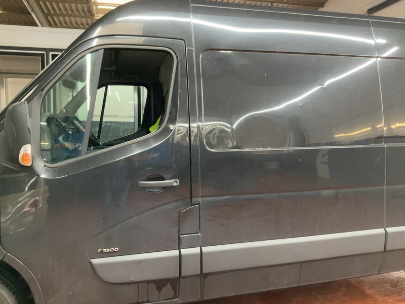 Opel Movano 2.3 CDTI HKa L2H2 3,3t 2013 – снимка 4