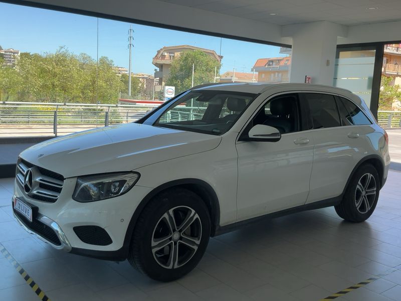 Mercedes-Benz GLC-Klasse GLC 220 4Matic Exclusive 2015 – снимка 1