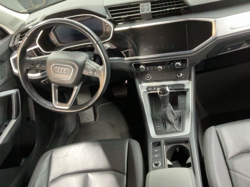 Audi Q3 Sportback 35 TDI quattro S line 2022 – снимка 18