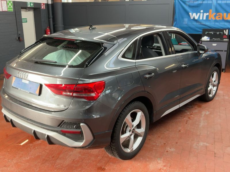 Audi Q3 Sportback 35 TDI quattro S line 2022 – снимка 8