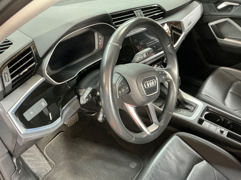 Audi Q3 Sportback 35 TDI quattro S line 2022 – снимка 23