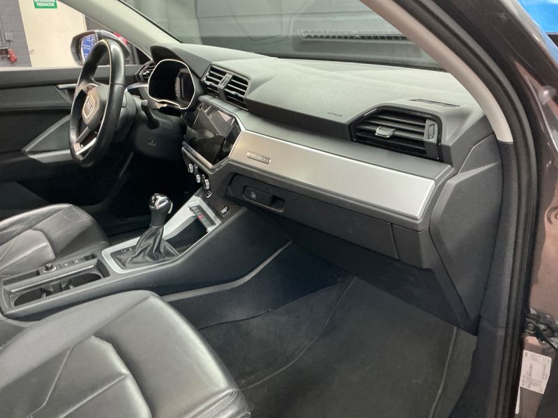 Audi Q3 Sportback 35 TDI quattro S line 2022 – снимка 24