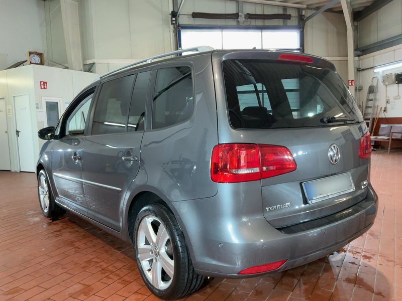 Volkswagen Touran 2.0 TDI Highline BlueMotion Tech 2015 – снимка на щета