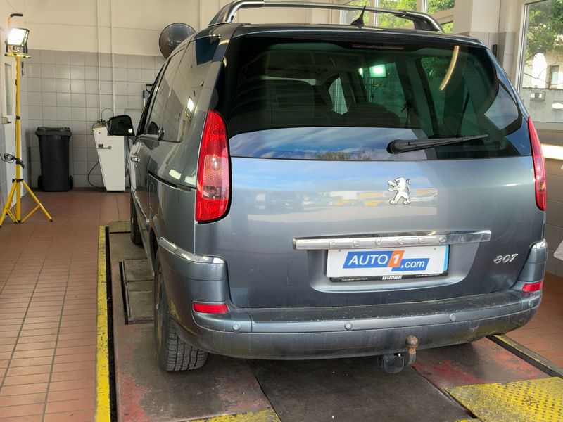 Peugeot 807 2.0 HDi Exclusive 2012 – снимка 6