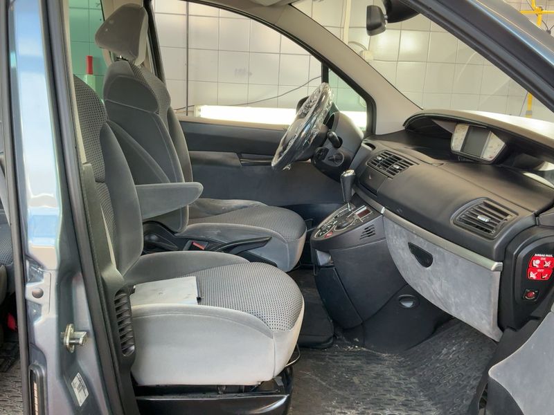 Peugeot 807 2.0 HDi Exclusive 2012 – снимка 17