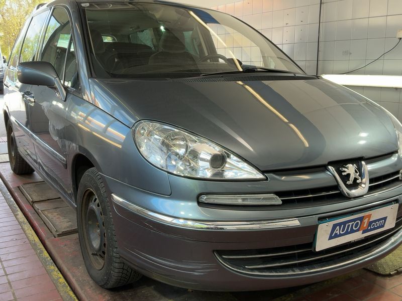Peugeot 807 2.0 HDi Exclusive 2012 – снимка 12