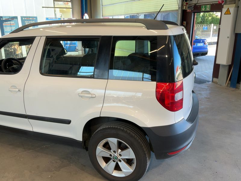 Skoda Yeti 1.2 TSI Active Plus Edition 2013 – снимка 6