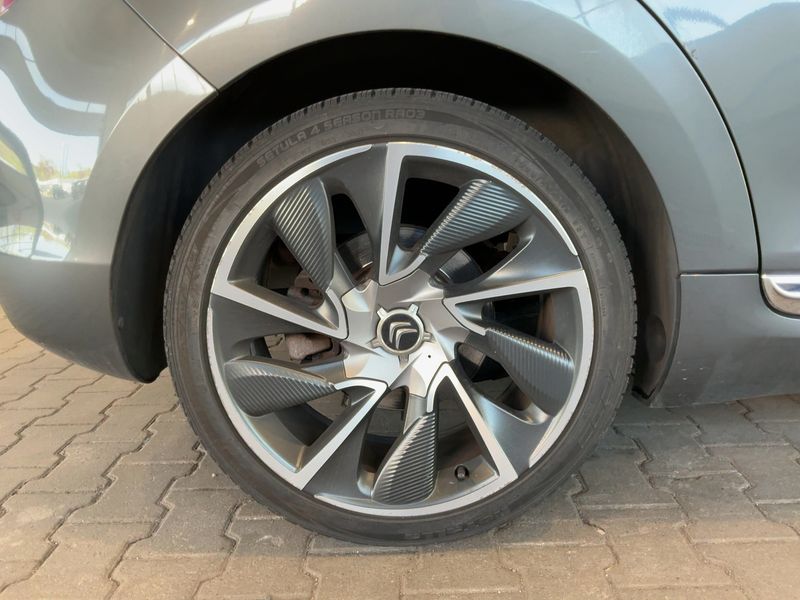 Citroen DS5 1.6 SportChic 2012 – снимка 9