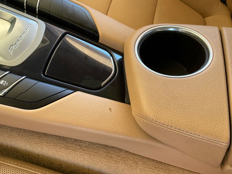 Porsche Panamera 4 2012 – снимка 25