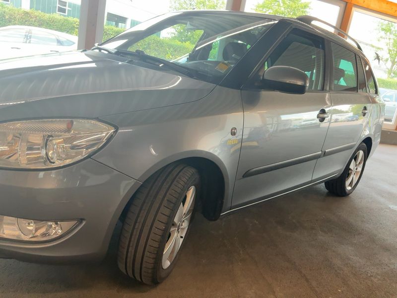 Skoda Fabia 1.2 TSI Fresh 2013 – снимка 2