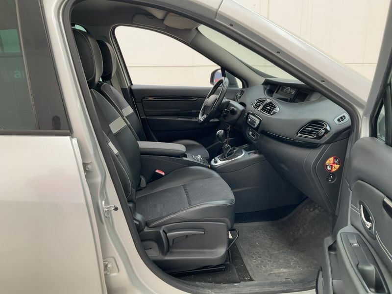 Renault Scenic 1.6 dCi Energy 2013 – снимка 16