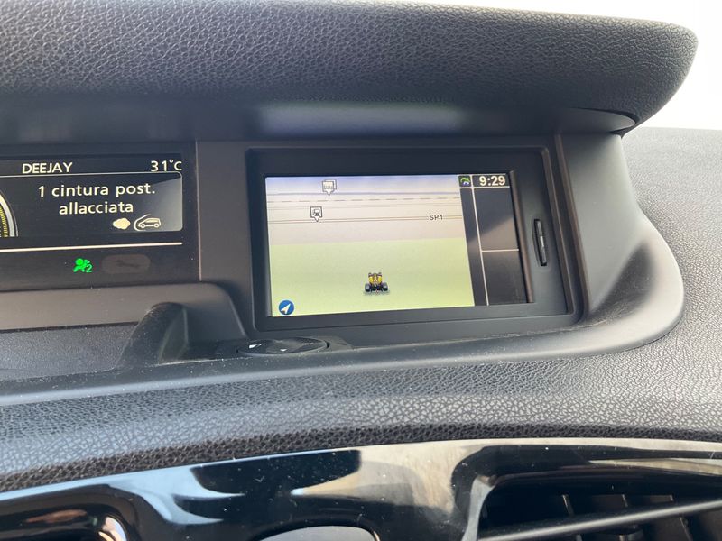 Renault Scenic 1.6 dCi Energy 2013 – снимка 18
