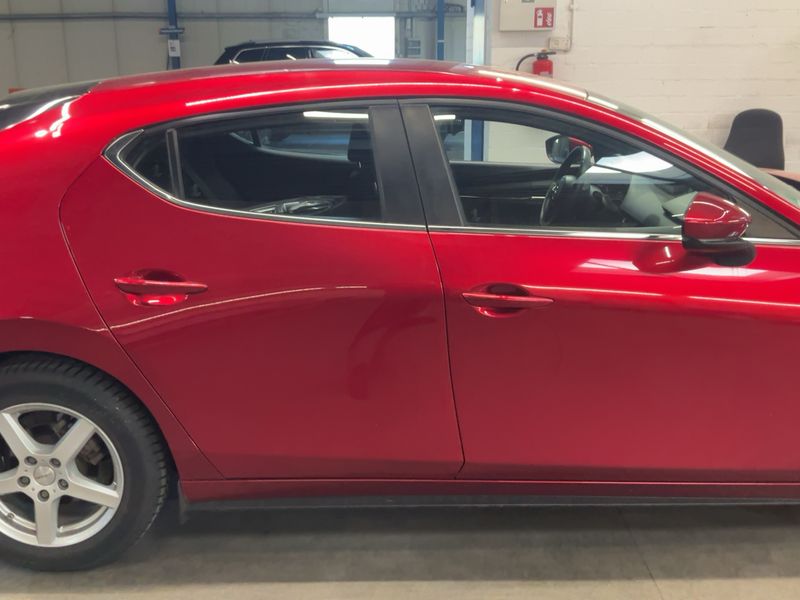 Mazda 3 2.0 Skyactiv-G Mild-Hybrid Selection 2020 – снимка 10