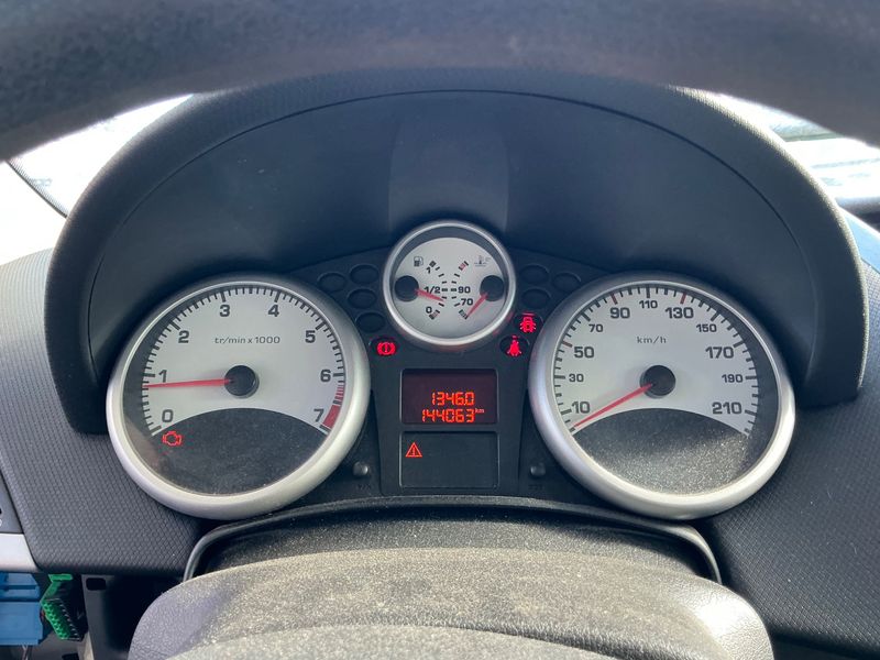 Peugeot 207 1.4 VTi Urban Move 2009 – снимка 4
