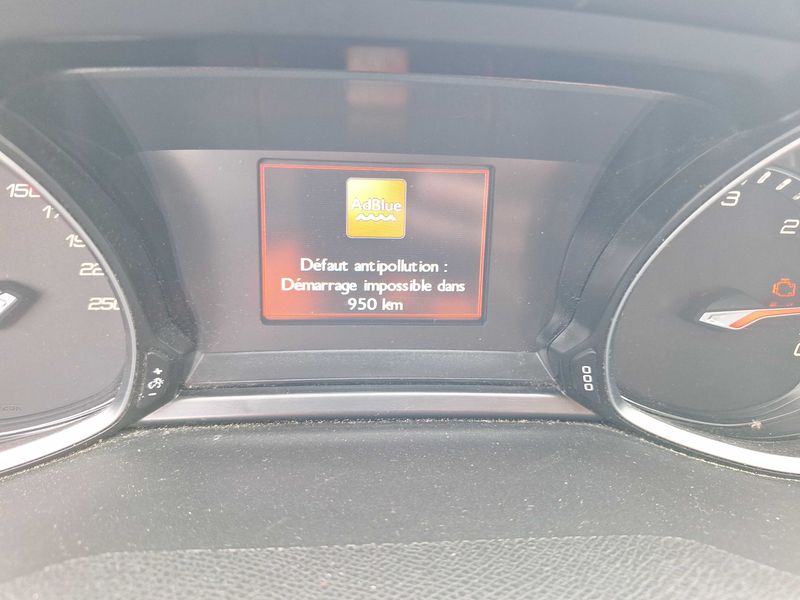 Peugeot 308 1.5 Blue-HDi Allure 2018 – снимка 96