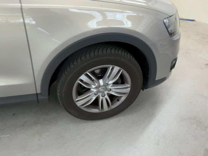 Audi Q3 2.0 TFSI quattro 2013 – снимка 11