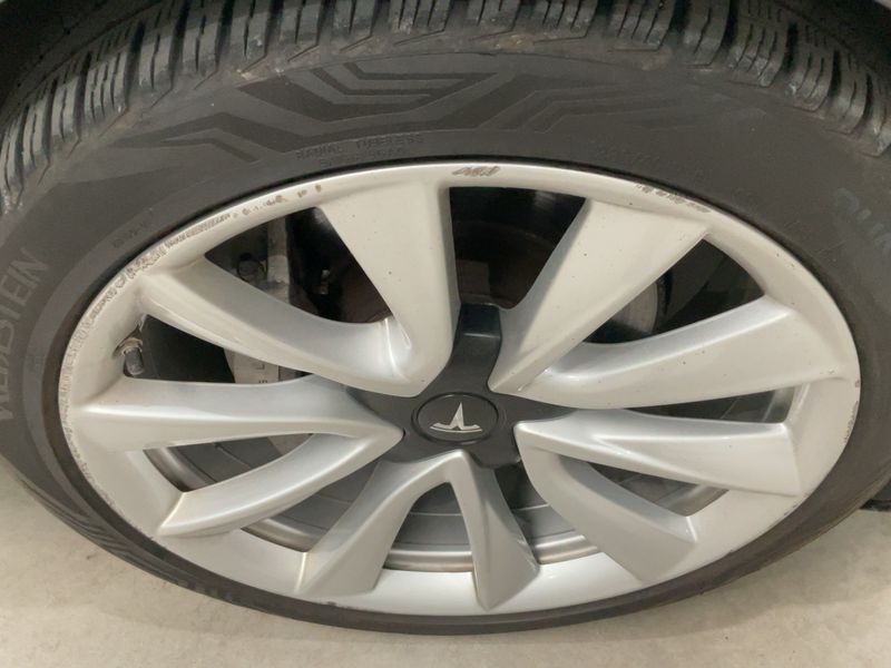 Tesla Model 3 Long Range Dual AWD AWD 2019 – снимка 11