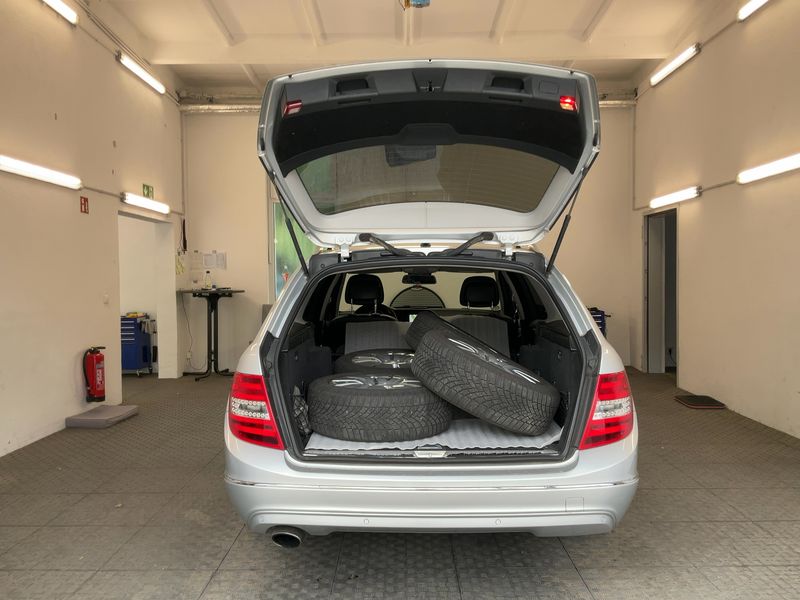 Mercedes-Benz C-Klasse C 220 CDI T BlueEfficiency Avantgarde 2013 – снимка 16