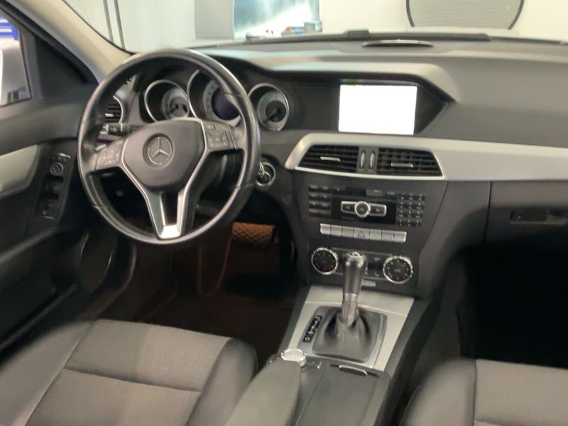 Mercedes-Benz C-Klasse C 220 CDI T BlueEfficiency Avantgarde 2013 – снимка 18