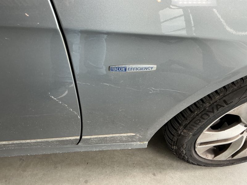 Mercedes-Benz E-Klasse E 220 CDI T BlueEfficiency Avantgarde 2011 – снимка 23