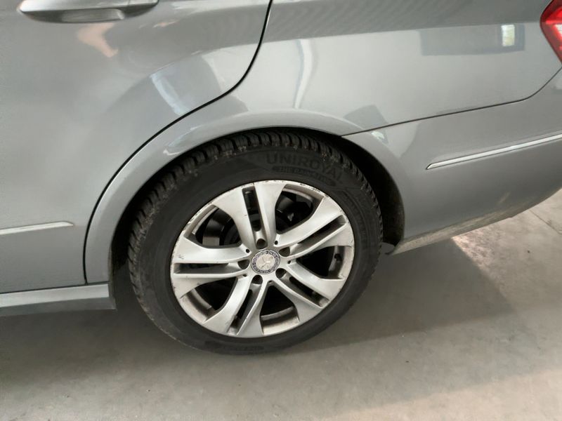 Mercedes-Benz E-Klasse E 220 CDI T BlueEfficiency Avantgarde 2011 – снимка 18