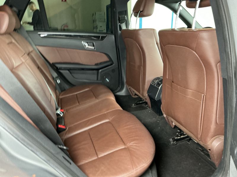 Mercedes-Benz E-Klasse E 220 CDI T BlueEfficiency Avantgarde 2011 – снимка 31