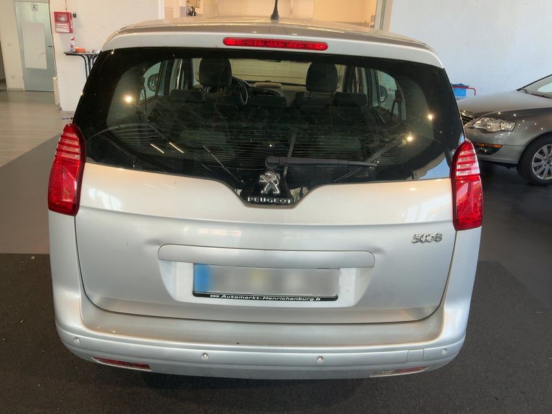 Peugeot 5008 1.6 Active 2014 – снимка 7