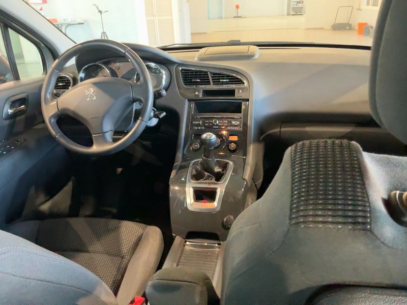 Peugeot 5008 1.6 Active 2014 – снимка 17